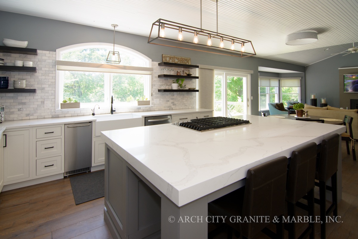 Pictures Of Kitchens With White Cabinets